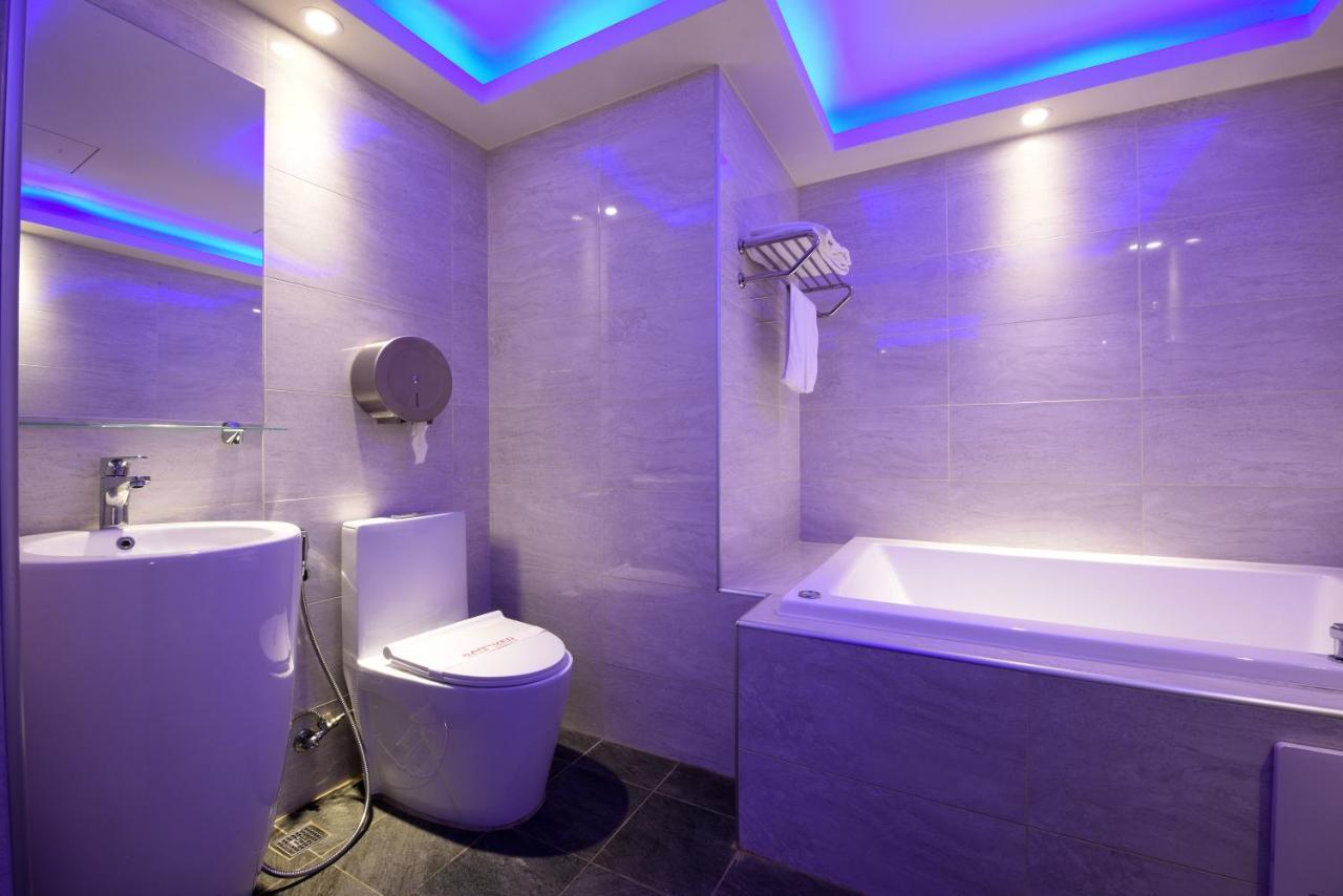 Meng Siang Motel Pingzhen Exteriör bild